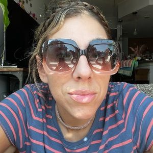 Square two-toned Gucci-esque sunglasses